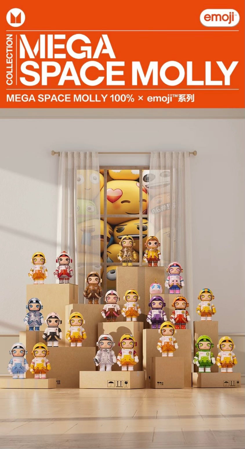 MEGA SPACE MOLLY 100% × emoji™ Series